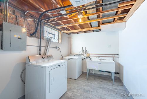 8351 Ln Salle St, Chicago IL 60628-7316 exterior