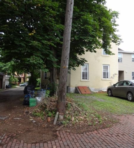 743 End Ave, Pittsburgh, PA 15221-3425