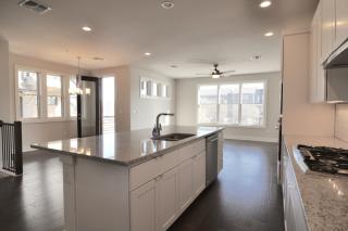 2100 Robert Browning St, Austin TX  78723-3390 exterior