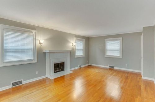 1535 Reamer St, Pittsburgh, PA 15226-1932