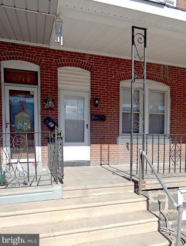 6716 Marsden St, Philadelphia, PA 19135-2226