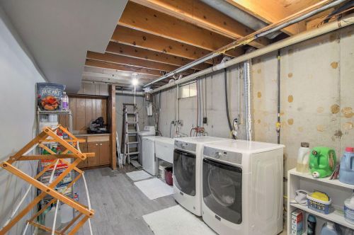 1471 G Ave, Kalamazoo MI 49004-1779 exterior