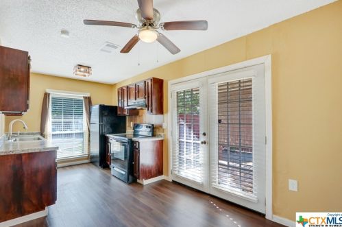 3579 Bottomless Lk, San Antonio TX 78222-3329 exterior