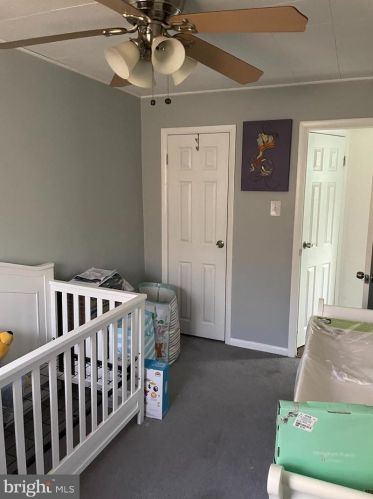 6530 Keystone St, Philadelphia PA 19135-2422 exterior