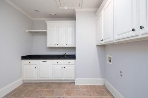 1291 Becket Dr, Atlanta GA 30319-1506 exterior