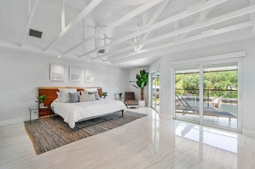 5256 Boca Marina Cir, Boca Raton FL  33487-5247 exterior