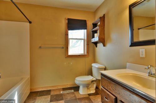 2806 14 Ave, Canton WI exterior