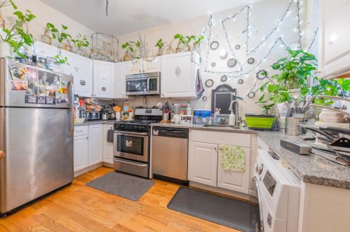 1212 Hubbard St, Chicago IL 60642-6437 exterior