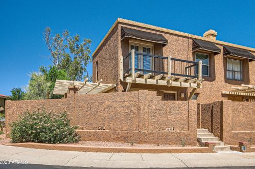 10407 11th St, Phoenix, AZ 85020-8544