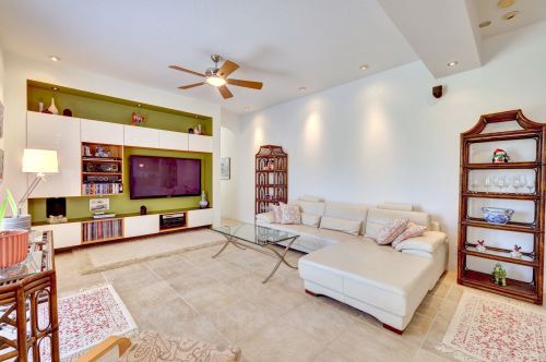 2601 Serenity Cir, Fort Pierce FL 34981-5048 exterior