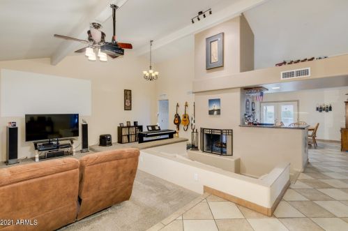 3061 Betty Elyse Ln, Phoenix AZ 85032-4296 exterior