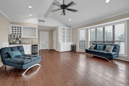 13501 Northshore Dr, Montgomery TX 77356-5371 exterior