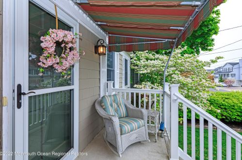 2215 Middle Ave, Point Pleasant Beach NJ 08742-5138 exterior