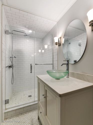 2042 Cleveland Ave, Chicago IL 60614-4509 exterior