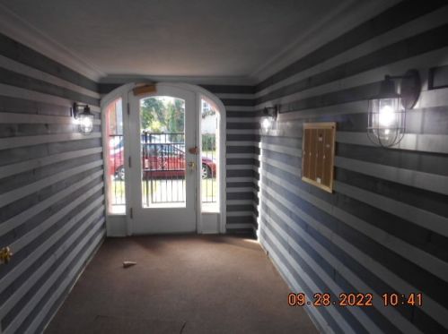 318 70 St, Chicago IL 60636-3151 exterior