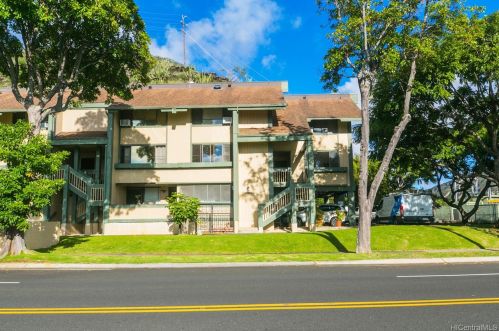 532 Kawaihae St, Honolulu HI  96825-1239 exterior