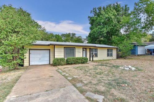 143 Doolittle St, Denison, TX 75020-8301