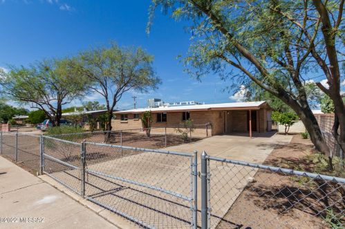 1912 Linden St, Tucson AZ  85745-1942 exterior