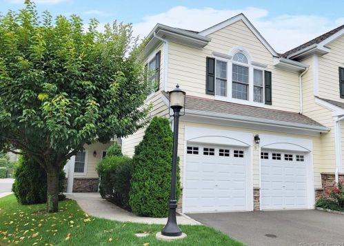 9 Terra Nova Cir, Westport, CT 06880-4748