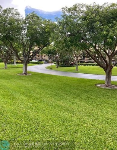 9165 14th St, Boca Raton FL  33428-6816 exterior