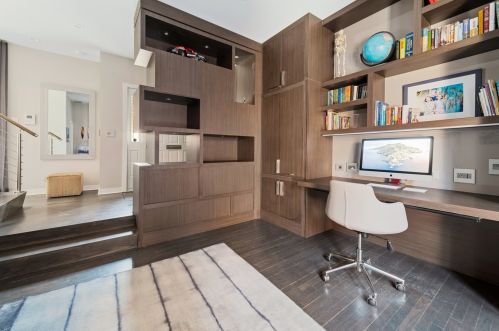 2056 Lincoln Ave, Chicago IL 60659-2314 exterior