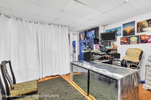 204 Channel Dr, Point Pleasant Beach NJ 08742-2619 exterior