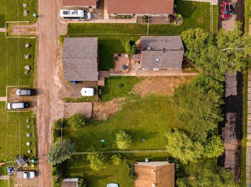 215 70 Ave, Duluth MN 55807-1809 exterior