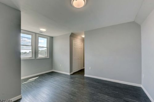 23 Barbour St, Paterson NJ 07508-1230 exterior