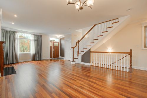 435 37th Pl, Chicago IL 60632-1621 exterior