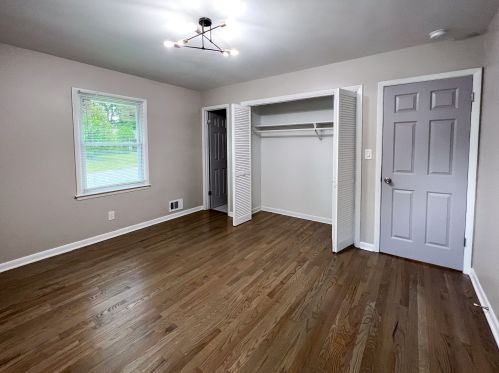 3949 Adamsville Dr, Atlanta GA  30331-3823 exterior