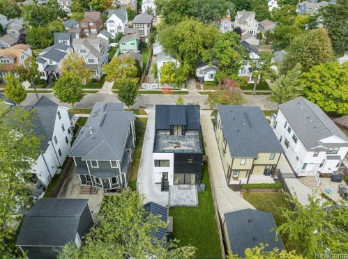 1852 Holland St, Bham MI 48009-6856 exterior