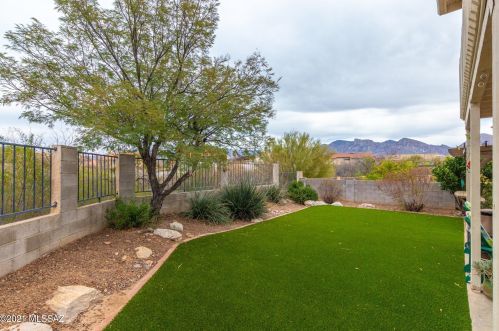1080 Eagle Lndg Pl, Tucson AZ 85737-9230 exterior