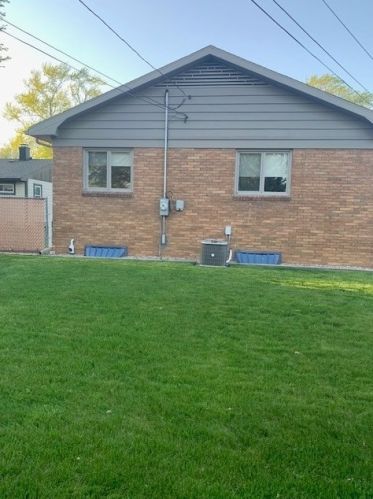 1004 Marion St, Joliet IL 60436-1431 exterior