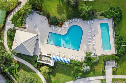 1223 Sun Terrace Cir, Fort Pierce FL 34986-2495 exterior