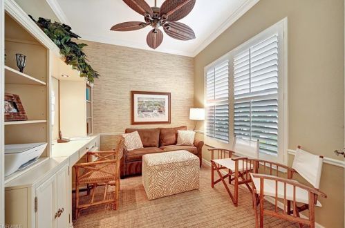 1826 Leamington Ln, Naples FL 34109-1452 exterior