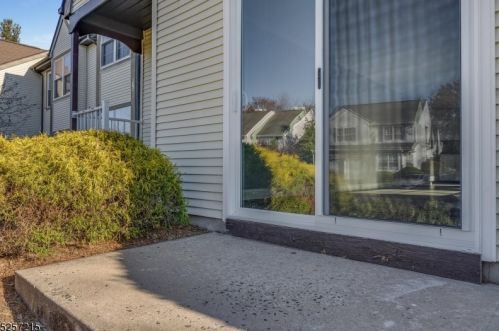 3707 Vroom Dr, Bridgewater, NJ 08807-7016