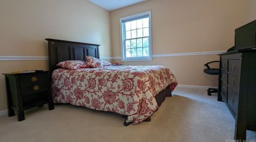 640 Baldwin Ave, Meriden CT 06450-3434 exterior