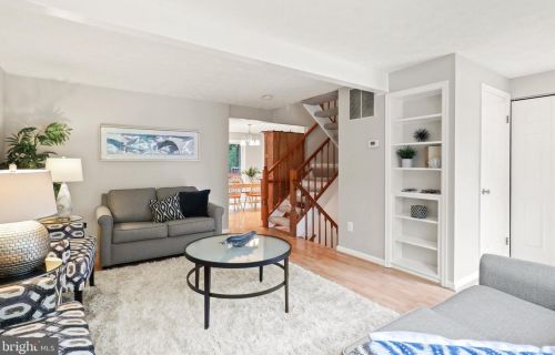 6023 Chicory Pl, Alexandria VA 22310-1795 exterior