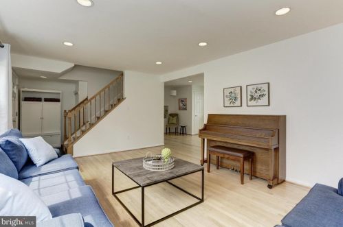 14408 Butternut Ct, Rockville MD exterior