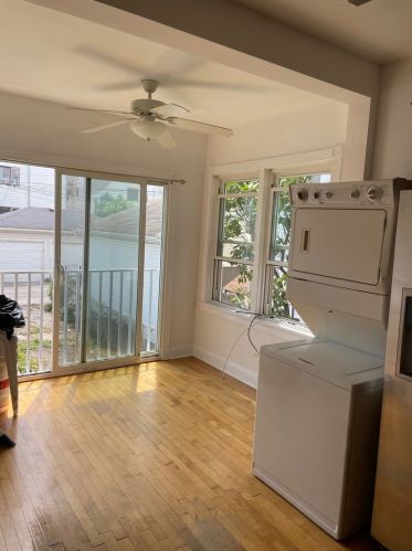 2947 Lawndale Ave, Chicago IL 60655-3313 exterior