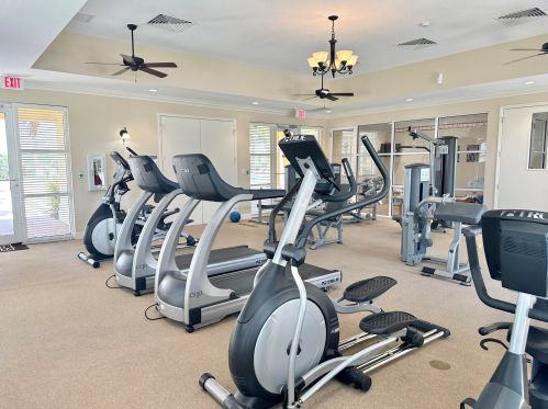 926 Bent Creek Dr, Fort Pierce FL  34947-1330 exterior