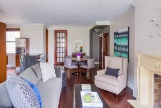 73 Walton St, Chicago IL  60611-1419 exterior