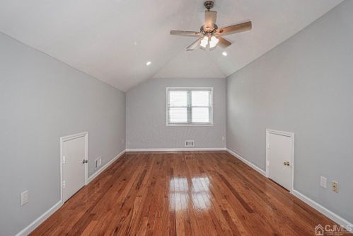 22 La Valencia Rd, Old Bridge NJ  08857-3305 exterior