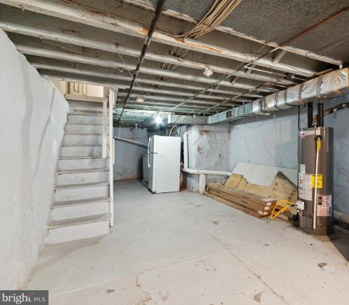 2252 Bouvier St, Philadelphia PA  19132-4321 exterior