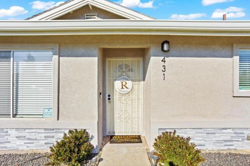 431 Lewis St, Turlock CA  95380-5828 exterior