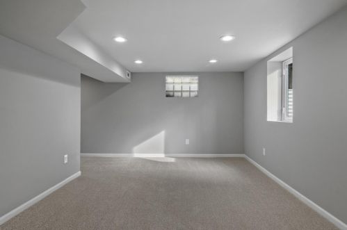 6169 Cleveland St, Gary IN 46404-2720 exterior