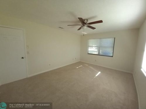 1662 Carillo Ave, Fort Pierce FL 34953-1745 exterior