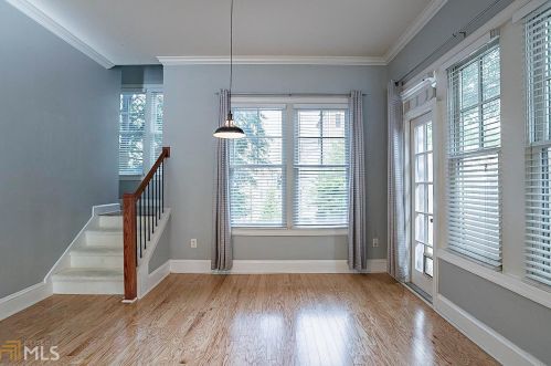 706 Cosmopolitan Dr, Atlanta GA 30324-3615 exterior