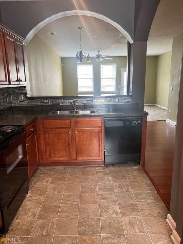 1932 Bayrose Cir, Atlanta GA  30344-1695 exterior