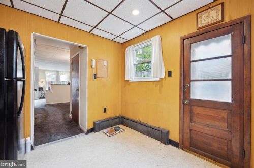 1644 Hicks St, Philadelphia PA 19146-4821 exterior